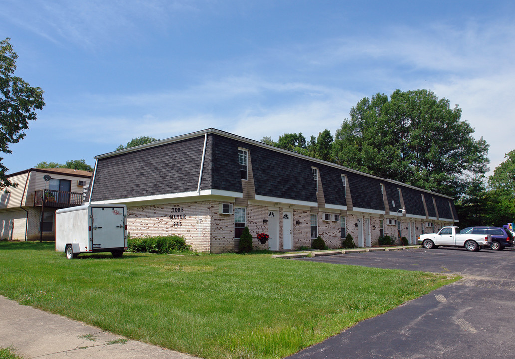 Tobe Manor in Miamisburg, OH - Building Photo