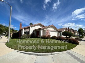 489 Knollwood Dr in Thousand Oaks, CA - Building Photo