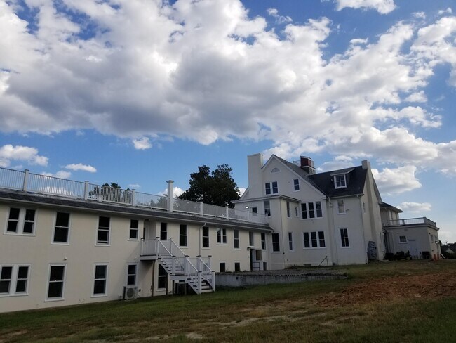 2112 Monteiro Ave in Richmond, VA - Building Photo - Building Photo