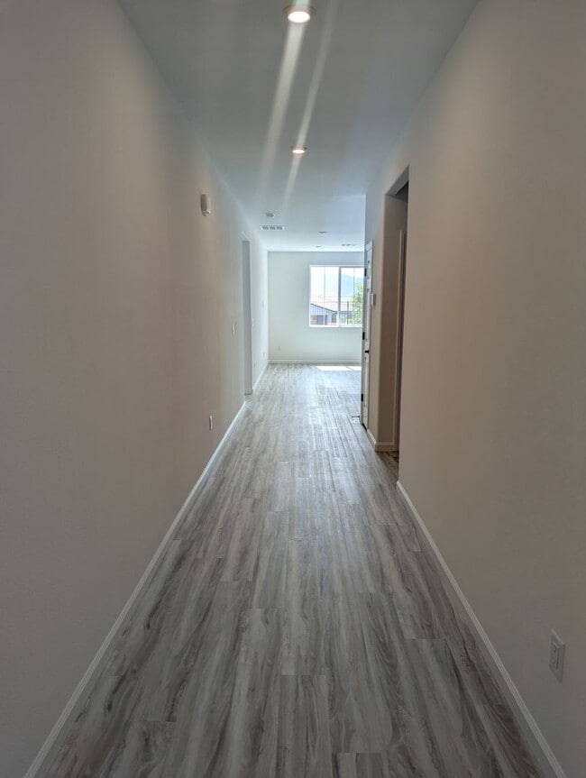 1474 Barrett Ln in Mesquite, NV - Building Photo - Building Photo