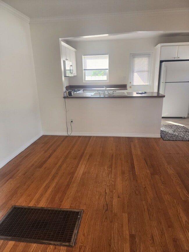 6810 Amherst St in San Diego, CA - Building Photo - Building Photo