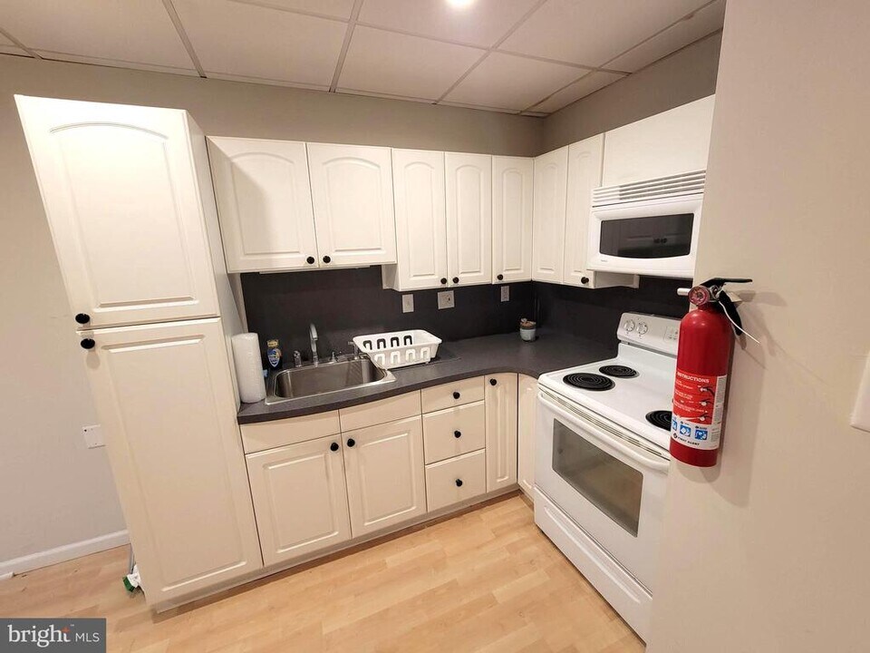 80 N Hanover St-Unit -2 in Pottstown, PA - Building Photo