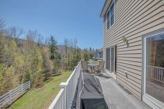 130 Woodland Loop in Lincoln, NH - Building Photo - Building Photo