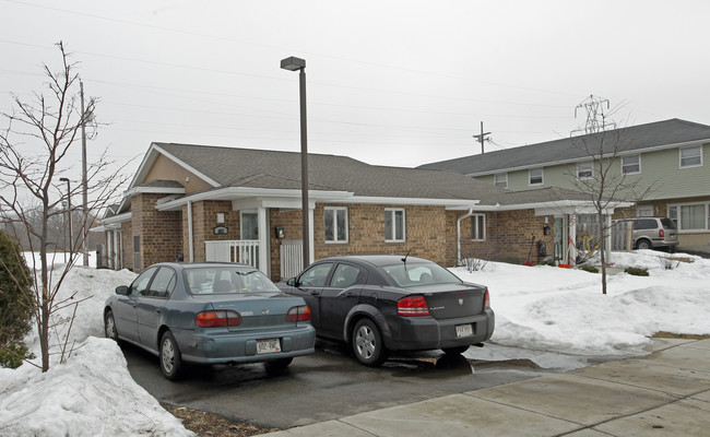 4021 28th Ave in Kenosha, WI - Foto de edificio - Building Photo