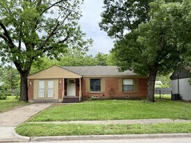 10640 Aledo Dr in Dallas, TX - Building Photo