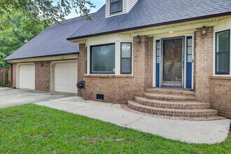 8000 Eberly Ave in North Charleston, SC - Building Photo - Building Photo