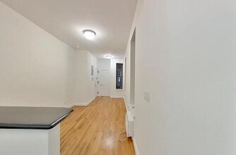 417 3rd Ave in New York, NY - Building Photo - Building Photo