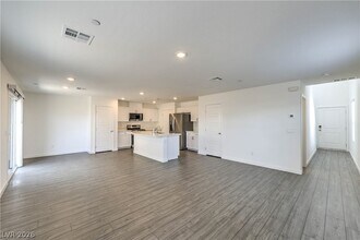 776 Fallen Phoenix St in Henderson, NV - Foto de edificio - Building Photo