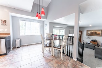 2291 E 2900 N in Layton, UT - Building Photo - Building Photo