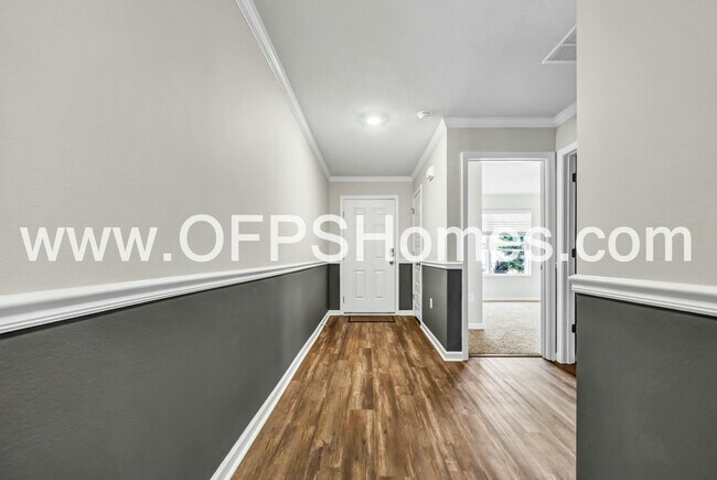 413 Scarborough St in Crestview, FL - Building Photo - Building Photo