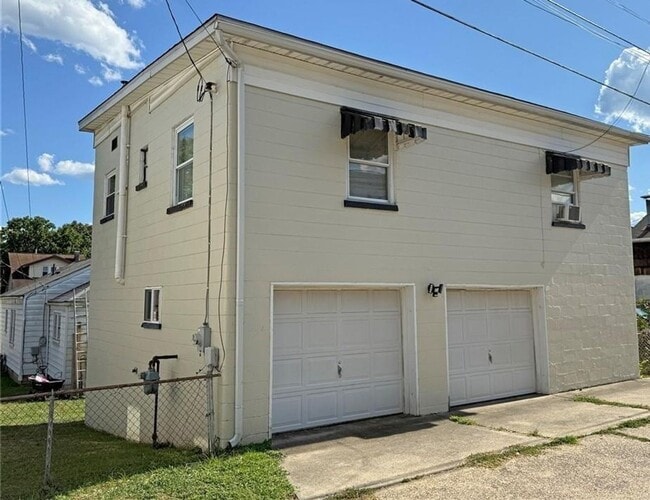143 5th Ave in Charleston, WV - Building Photo - Building Photo