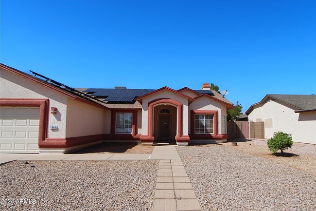 property at 1646 E Melissa St
