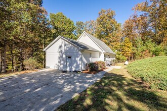 19 Silver Hills Rd SE in Silver Creek, GA - Building Photo - Building Photo