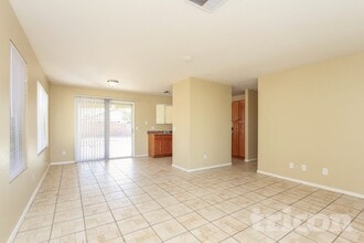 4127 W Solar Dr in Phoenix, AZ - Building Photo - Building Photo