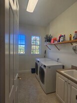 9142 Cherry Oaks Ln in Naples, FL - Building Photo