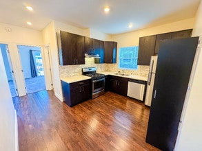 835 35th St, Unit 1 in Oakland, CA - Building Photo - Building Photo