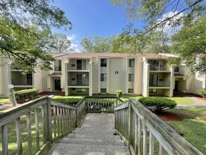Turtle Creek Apartments at Toftrees in State College, PA - Foto de edificio - Building Photo