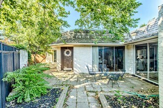 6301 Christon Ct in Oklahoma City, OK - Building Photo - Building Photo