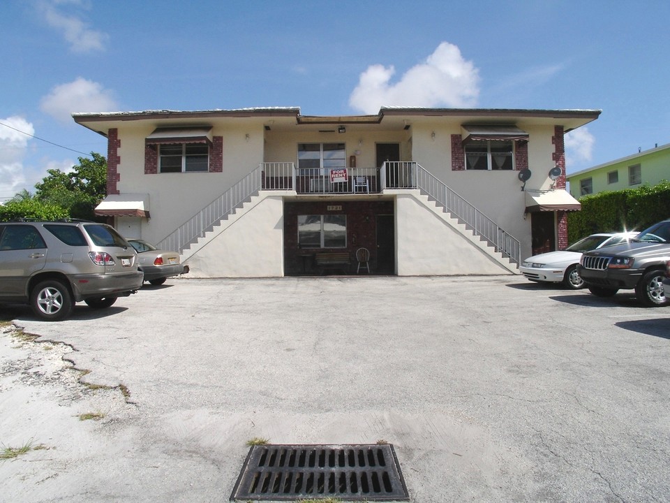 1721 56th St in Fort Lauderdale, FL - Building Photo