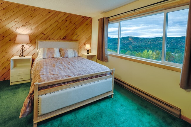 135 Snowood Dr in Thornton, NH - Building Photo - Building Photo