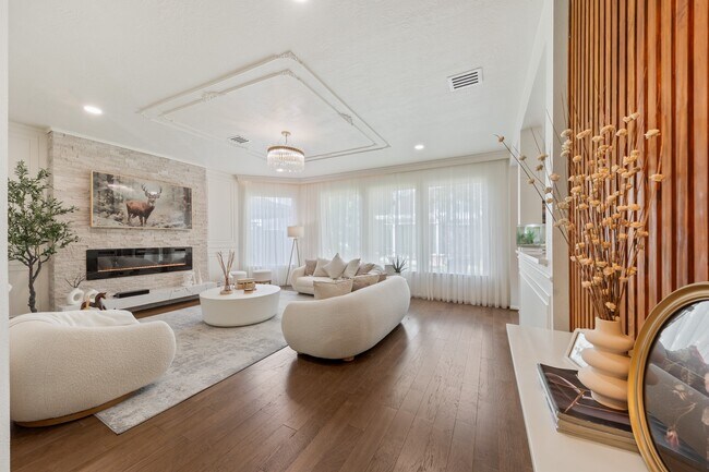 21810 Mystic Point Ct
