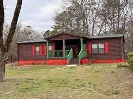 1314 Co Rd 44 in Opelika, AL - Building Photo