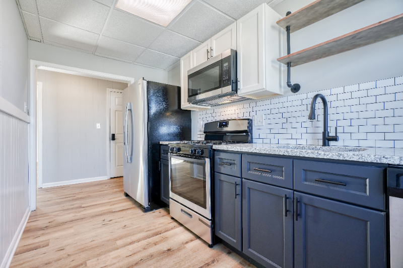 3111 Liberty Pkwy in Dundalk, MD - Building Photo