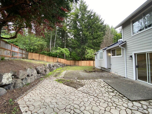 1224 SW 353rd St in Federal Way, WA - Building Photo - Building Photo