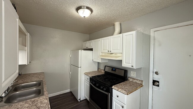 10792 E Exposition Ave in Aurora, CO - Building Photo - Building Photo