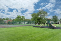 Wingate at Belle Meadows Apartments in Dayton, OH - Building Photo - Building Photo