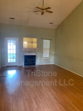 5748 Ebley Ln in Charlotte, NC - Building Photo - Building Photo