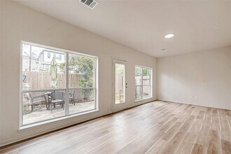 2150 Stacy Knoll in Houston, TX - Building Photo - Building Photo
