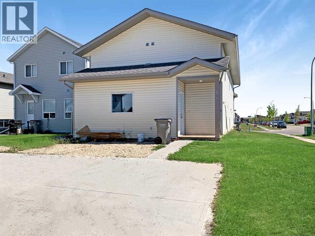 property at 7302-115A 115a St