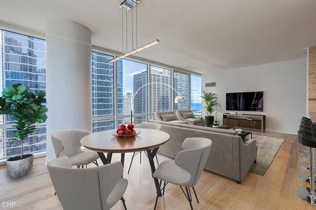 505 N McClurg Ct, Unit 2606 in Chicago, IL - Building Photo - Building Photo