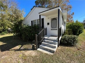 2110 Rogers Dr in Fayetteville, NC - Building Photo - Building Photo