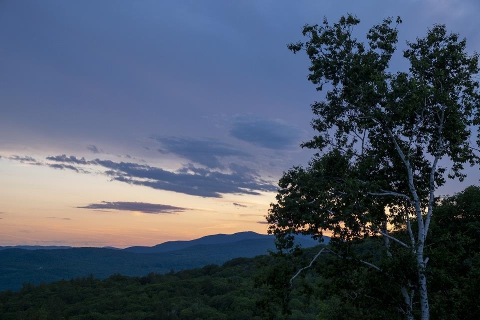 34 Weetamoo Trail in Campton, NH - Foto de edificio