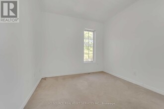 63 Clover Bloom Rd in Brampton, ON - Building Photo - Building Photo