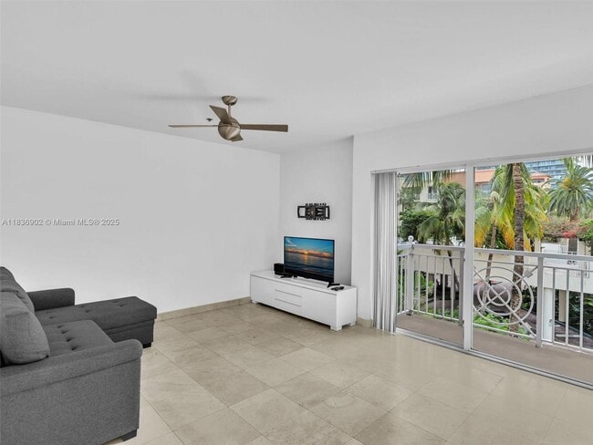 140 Jefferson Ave in Miami Beach, FL - Building Photo - Building Photo