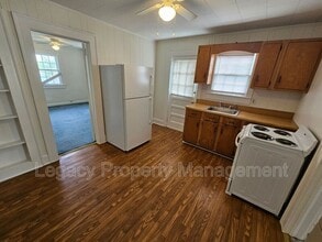 1338 Rayon St in Burlington, NC - Building Photo - Building Photo