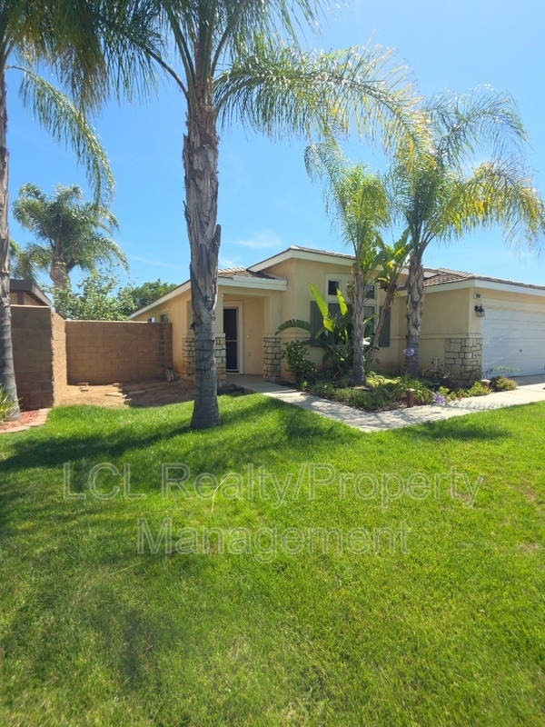 property at 26807 Mountain Glen Dr