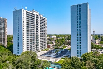 Rosedale East in Toronto, ON - Building Photo - Building Photo