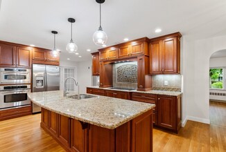 37 Oldham Rd in Arlington, MA - Building Photo - Building Photo