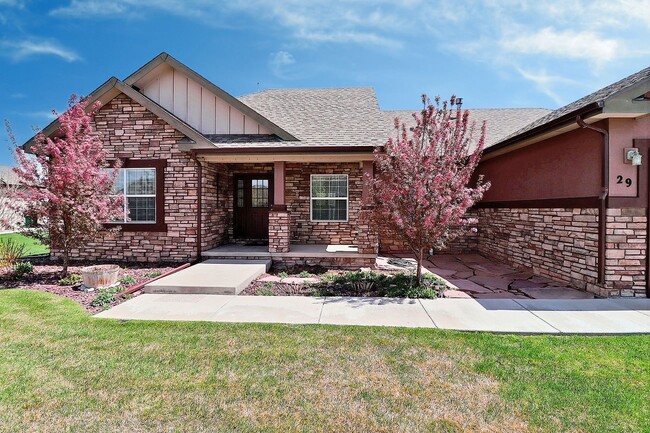 29 Pioneer Pl in Eaton, CO - Building Photo - Building Photo