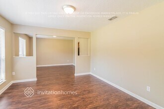 8323 Country Creek Blvd, Unit 11-101 in Jacksonville, FL - Building Photo - Building Photo