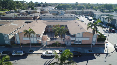 540 E 64th St in Long Beach, CA - Building Photo - Primary Photo