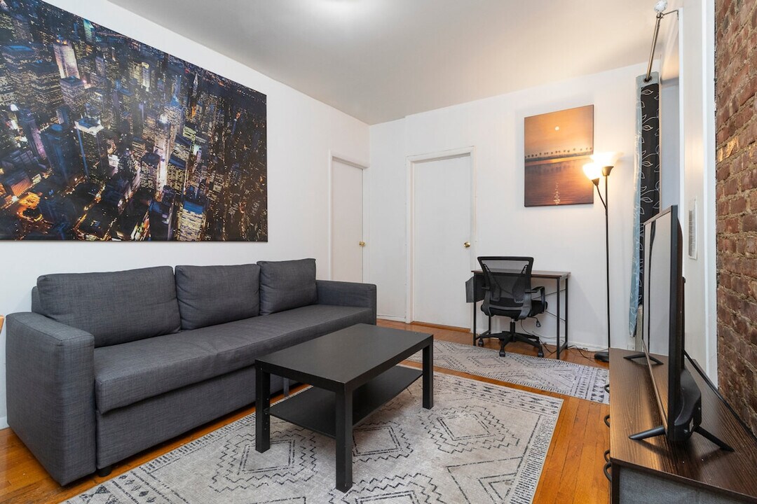 1213 Park Ave, Unit SI ID1032067P in New York, NY - Foto de edificio