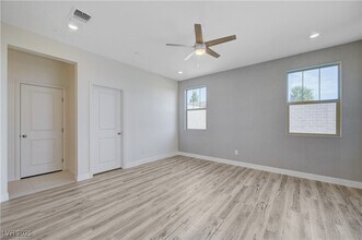 12470 Madison Pk Pl in Las Vegas, NV - Building Photo - Building Photo