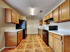 12570 Long Lake Ct in Jacksonville, FL - Building Photo - Building Photo