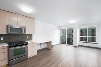 Cumulus SLU in Seattle, WA - Building Photo - Building Photo