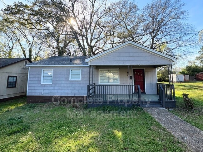 property at 1252 18th Pl SW